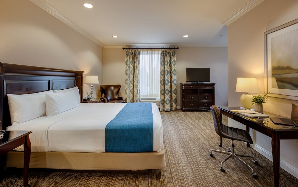 

Roma - Huntington Beach - Ayres Hotel Fountain Valley