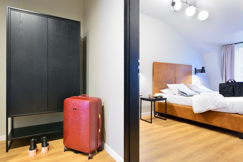 

Roma - Gdańsk - ARCHE Dwór Uphagena Gdańsk