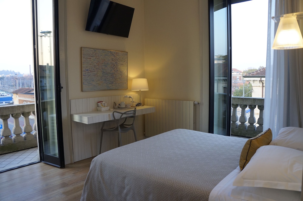 

Catania - Malpensa - Hotel La Nuova Rotaia