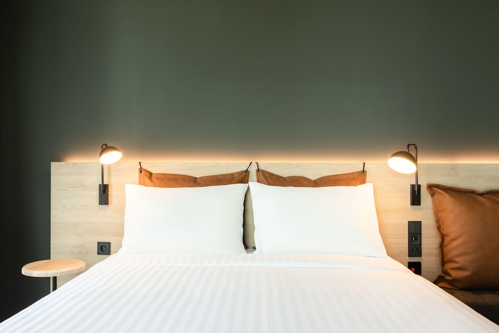 

Roma - Chessy - Moxy Paris Val d'Europe