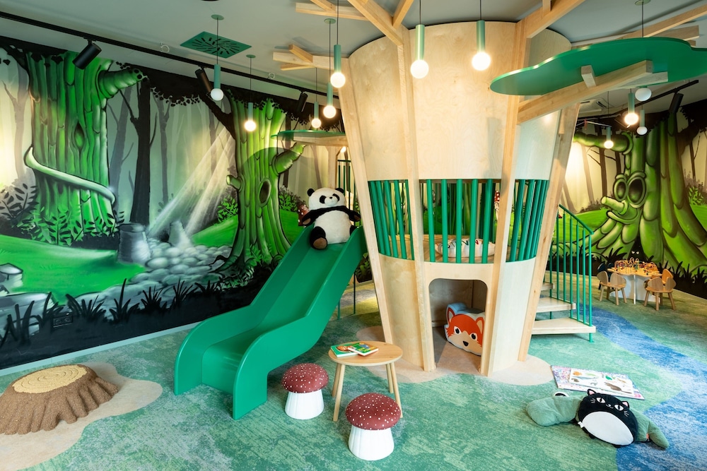 

Milano - Coupvray - Moxy Paris Val d'Europe