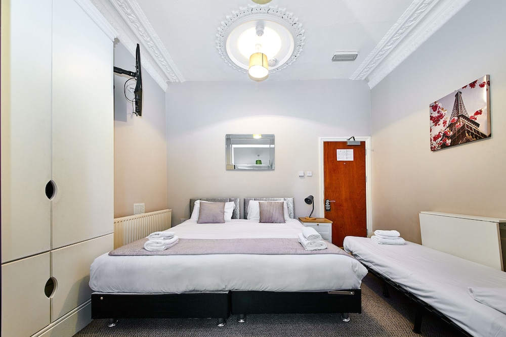 

Palermo - Enfield - United Lodge Hotel