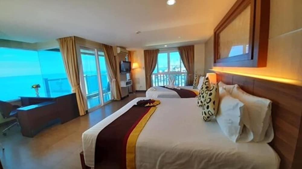

Roma - Na Jomtien Beach - Saisawan Beach Luxury Hotel
