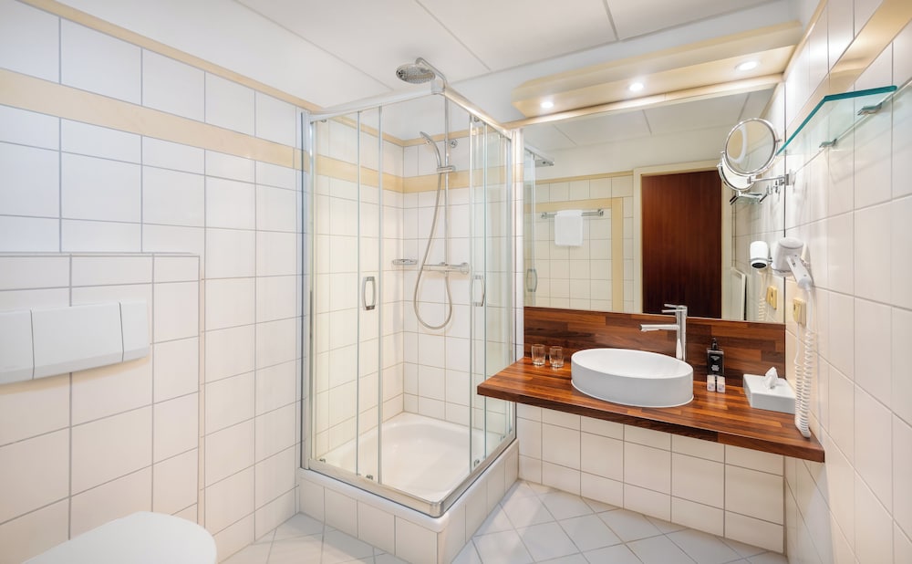 

Cagliari - Boppard - Wyndham Garden Koblenz