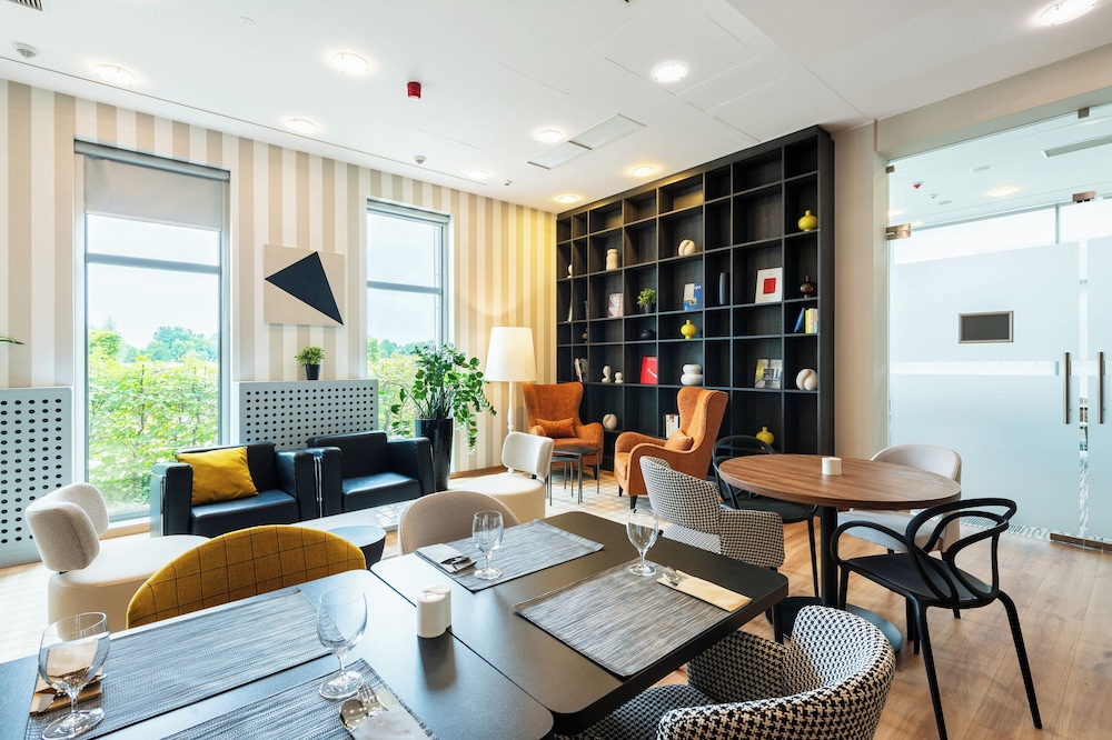

Milano - Piaseczno - ibis Styles Warszawa Airport
