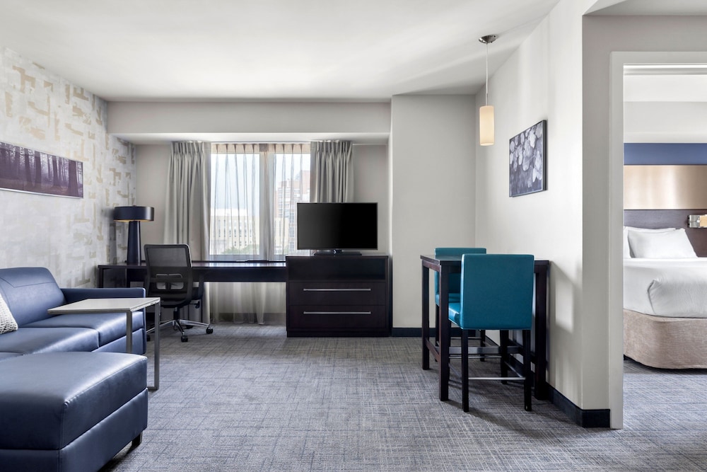 

Milano - New Rochelle - Residence Inn by Marriott The Bronx at Metro Center Atrium