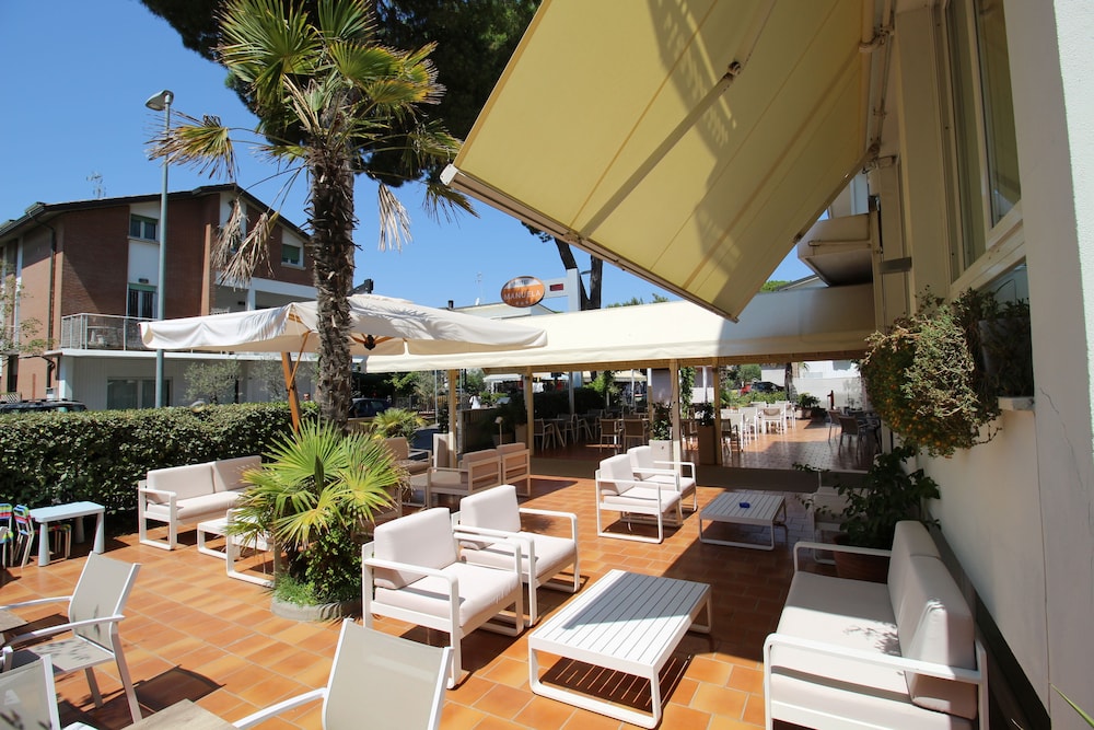 

Verona - Milano Marittima - Hotel Manuela