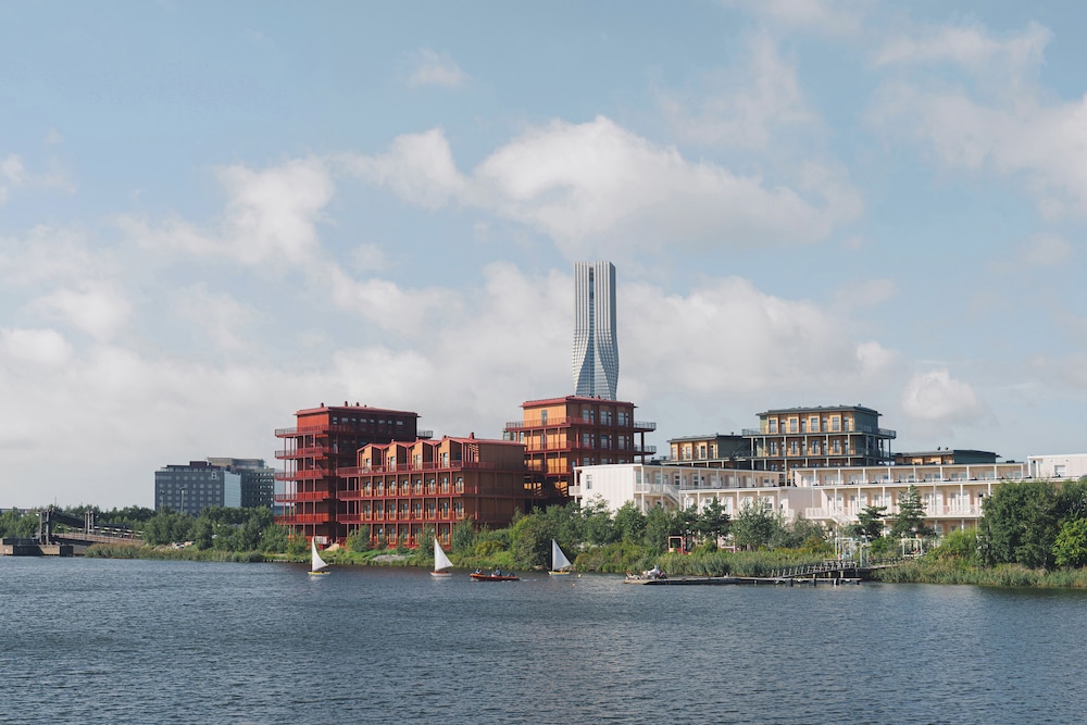 

Roma - Goteborg - Waterfront Cabins