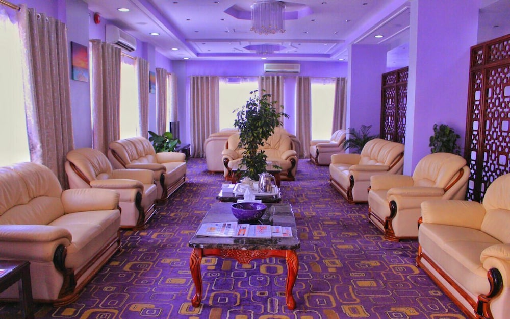 

Roma - Sohar - The Royal Garden Hotel