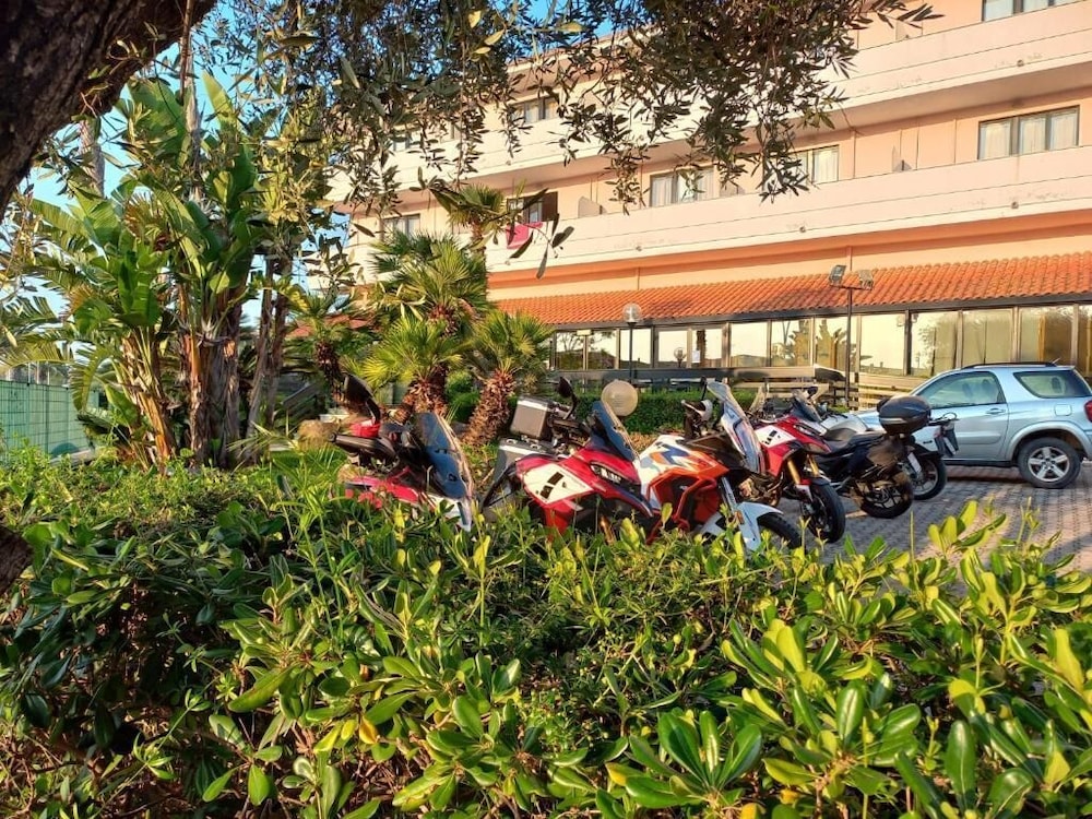 

Verona - Alghero - Green Sporting Club Hotel