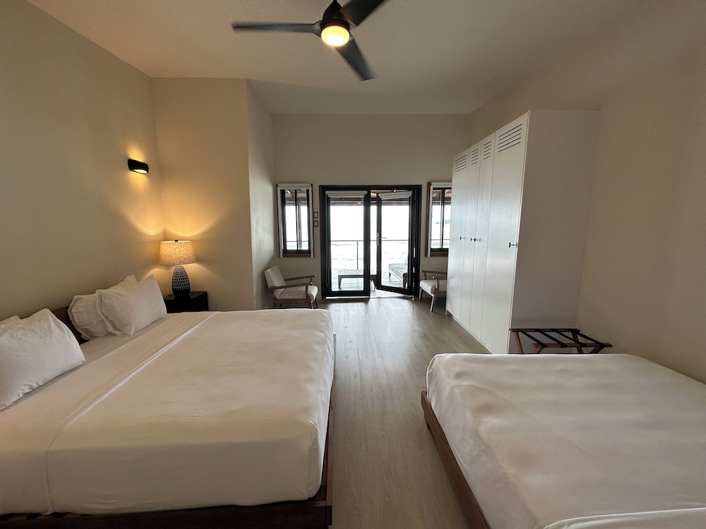 

Bologna - Grande Riviere - Mt. Plaisir Estate Hotel