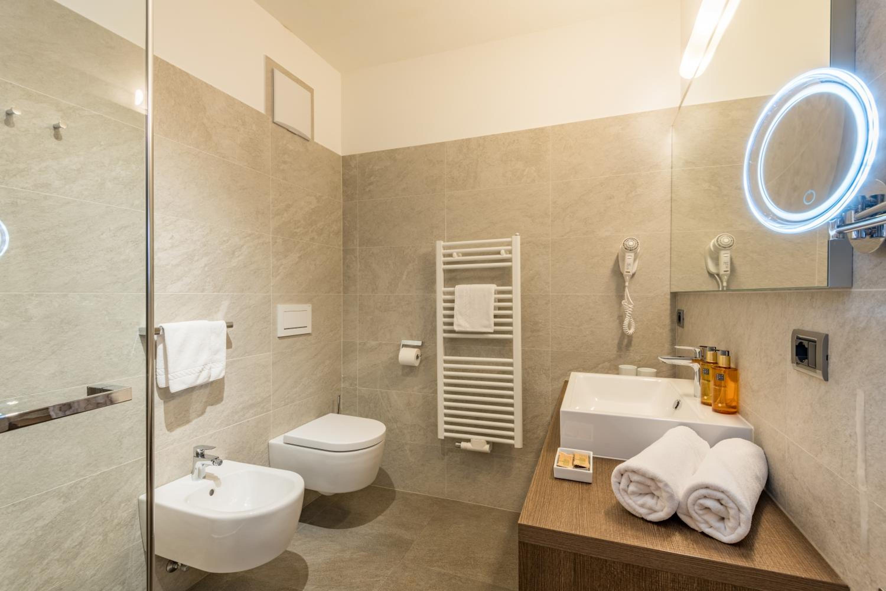

Catania - Brunico - Hotel Christoph