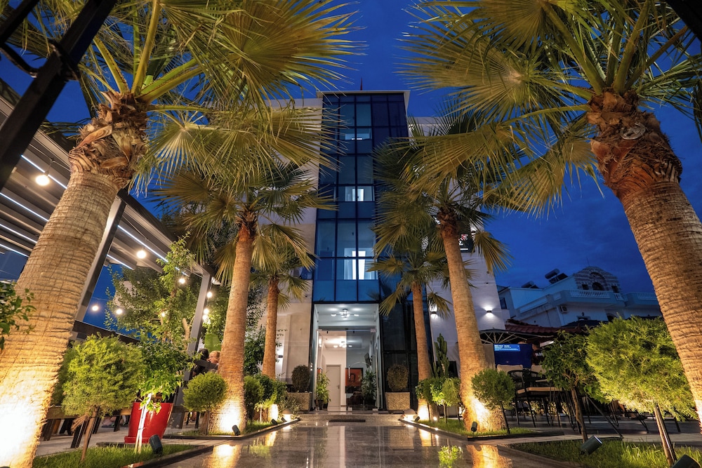 

Roma - Ksamil - Hotel Eagle