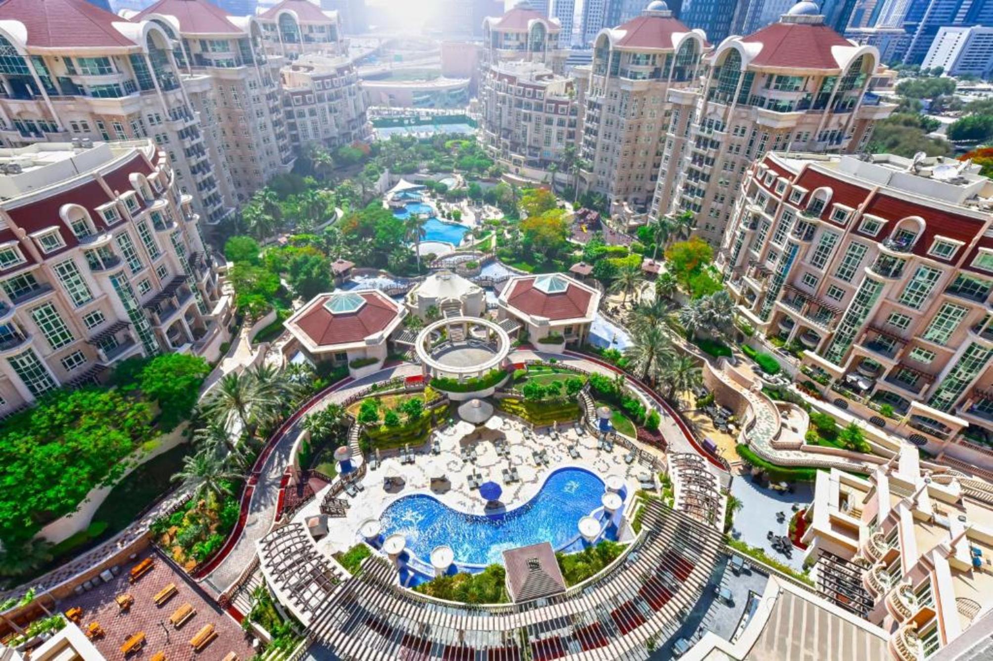 

Firenze - Dubai - Swissôtel Al Murooj Dubai