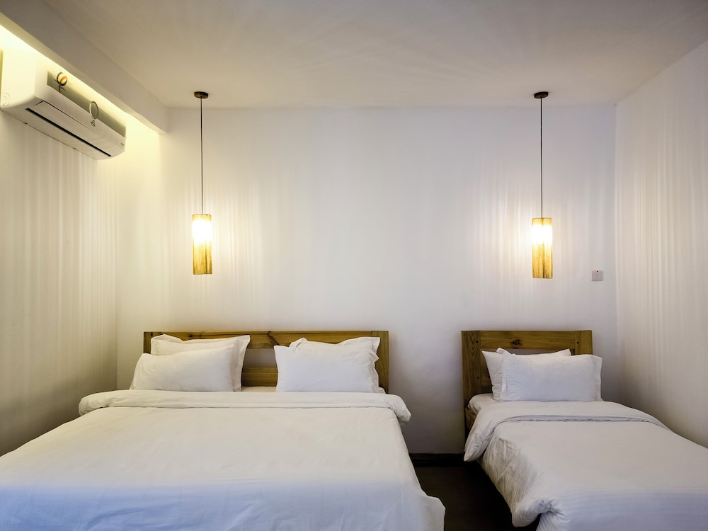 

Bari - Bwejuu - Ayras Hotel Zanzibar