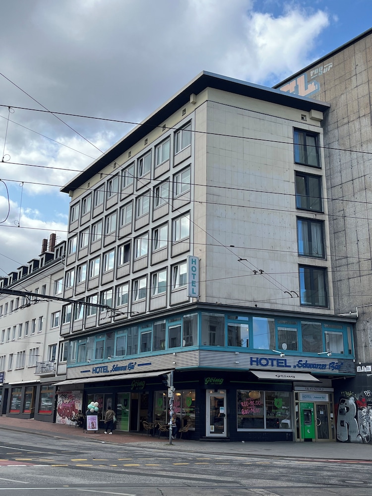 

Milano - Hannover - Hotel Schwarzer Bär