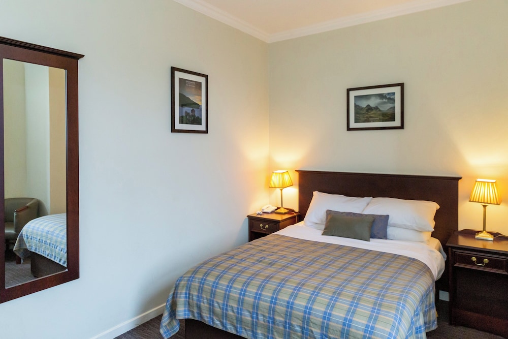 

Bari - Oban - The Royal Hotel