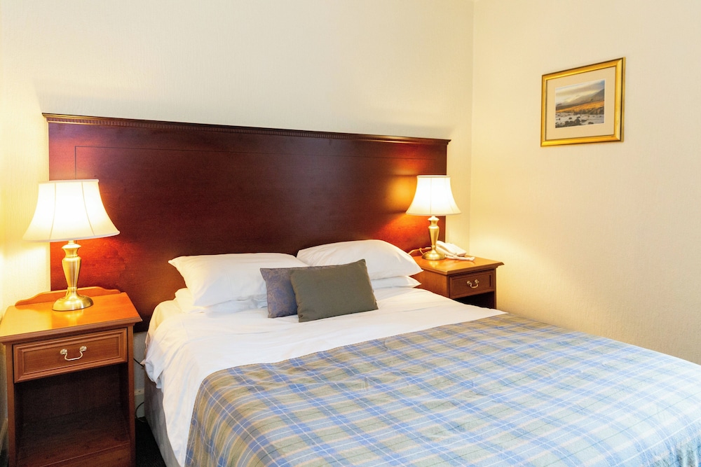 

Bari - Oban - The Royal Hotel