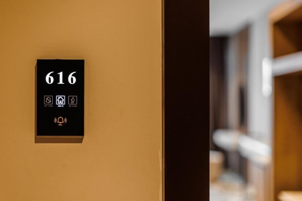 

Milano - Qerret - Amelia Mare Hotel