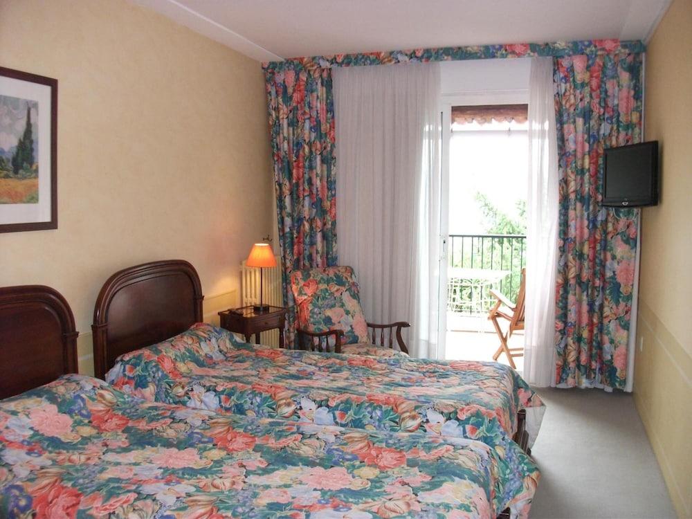 

Bari - Nizza - Auberge De La Madone