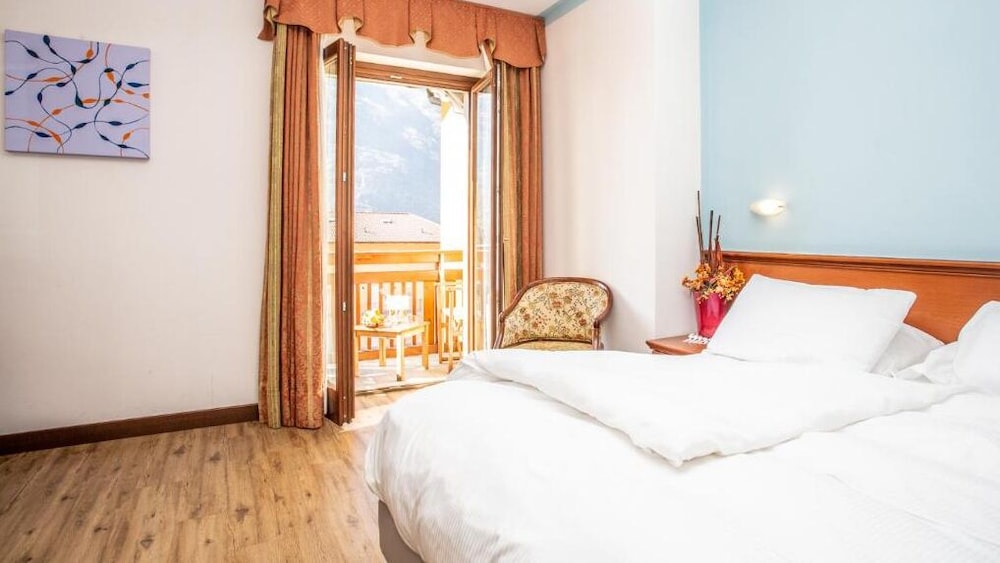 

Roma - Pont-Saint-Martin - Crabun Hotel