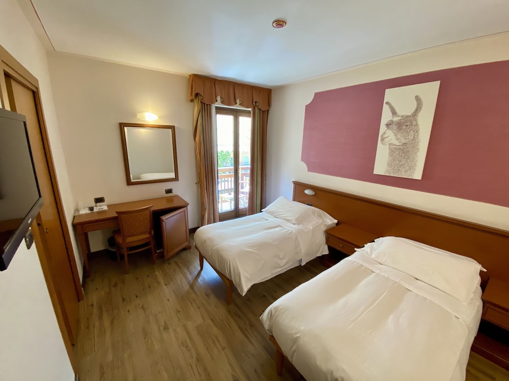 

Bari - Pont-Saint-Martin - Crabun Hotel