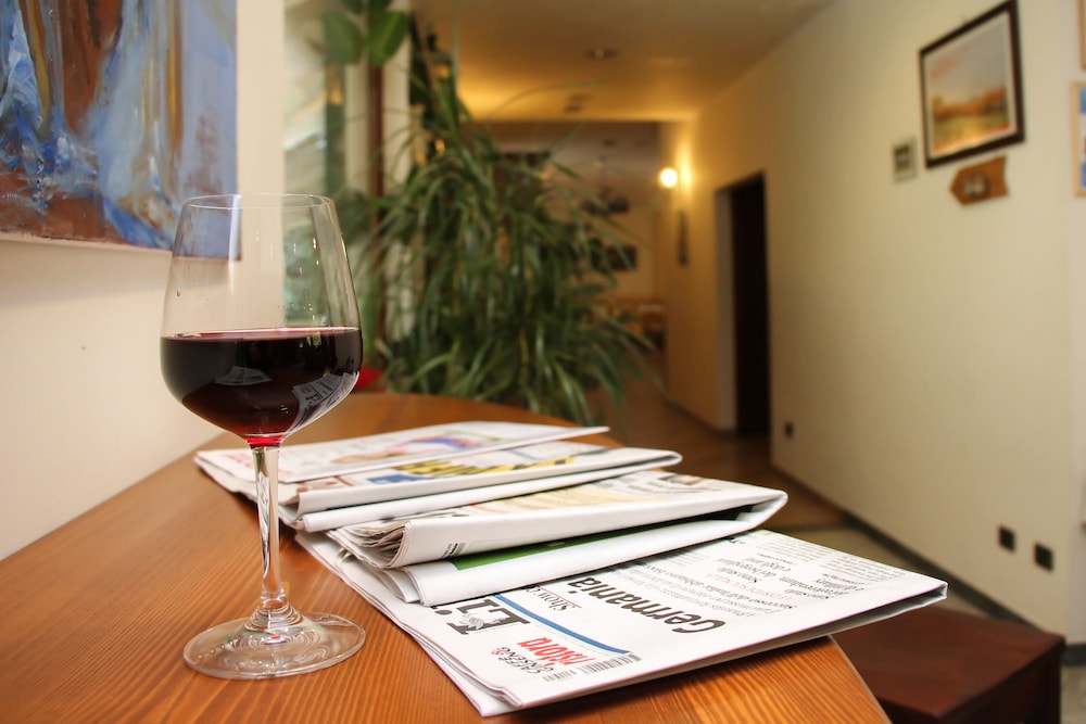 

Cagliari - Pont-Saint-Martin - Crabun Hotel