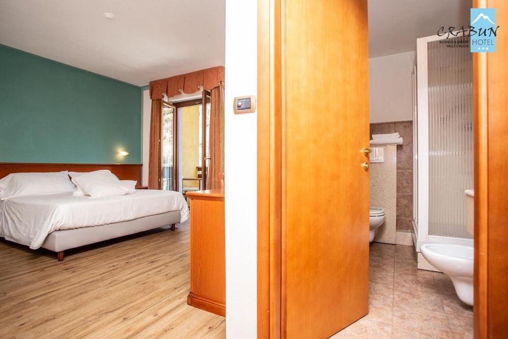 

Bari - Hone - Crabun Hotel