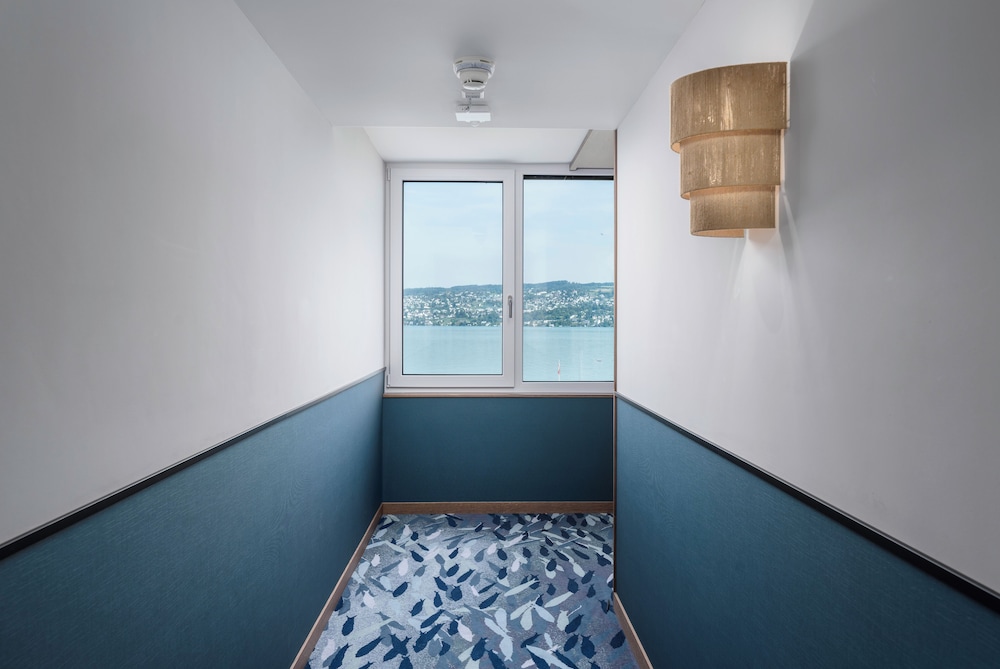 

Milano - Zurich-Horgen - The Yarn