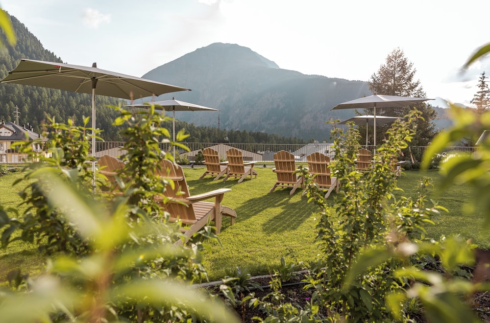 

Bari - Saint Moritz - Sunstar Pontresina