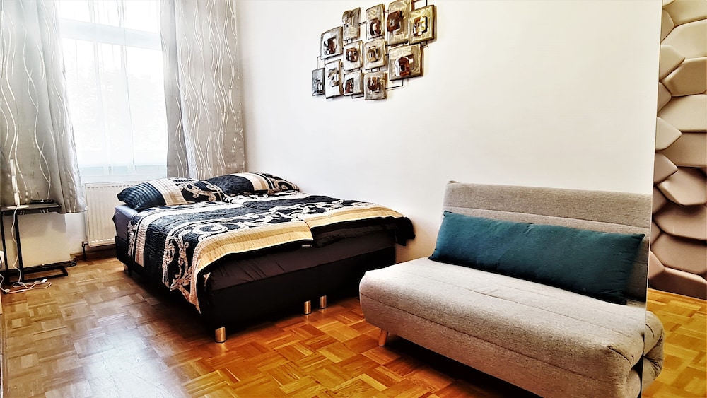 

Cagliari - Vienna, Aeroporto Internazionale di Vienna - Vienna City Apartment Schnirchgasse