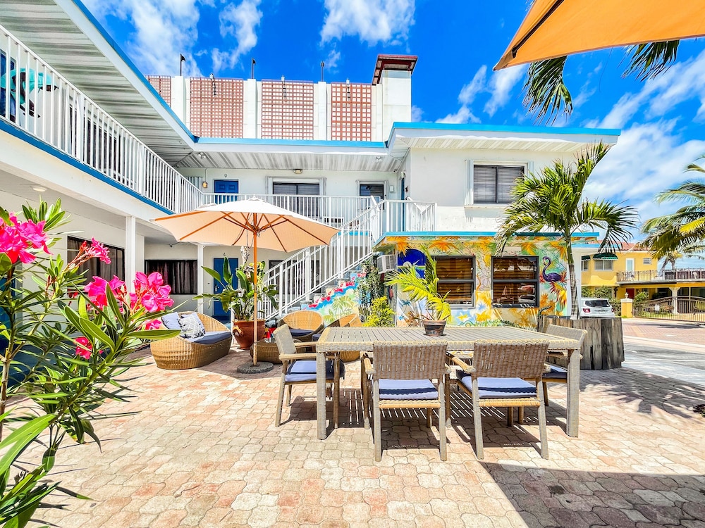 

Milano - Fort Lauderdale - Ocean Sound's Hotel