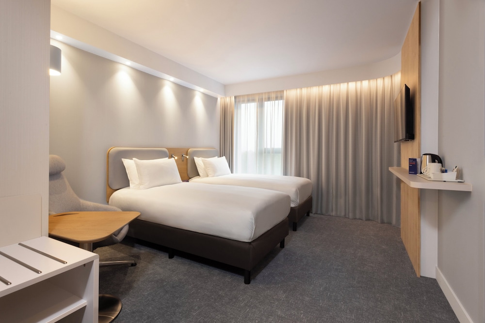 

Bari - Bruxelles - Holiday Inn Express Brussels - Airport