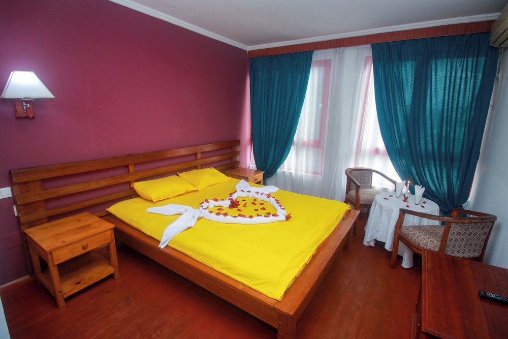 

Milano - Antananarivo - Big Bang Hotel Antananarivo