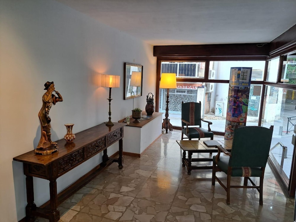 

Bologna - Tossa de Mar - Vintage Hotel Mercedes