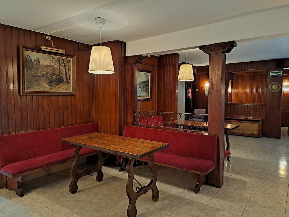 

Bologna - Tossa de Mar - Vintage Hotel Mercedes