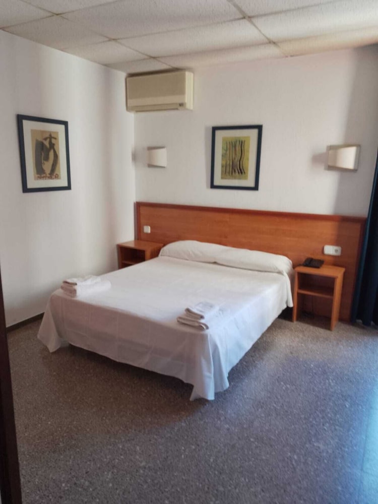 

Pisa - Lloret de Mar - Vintage Hotel Mercedes