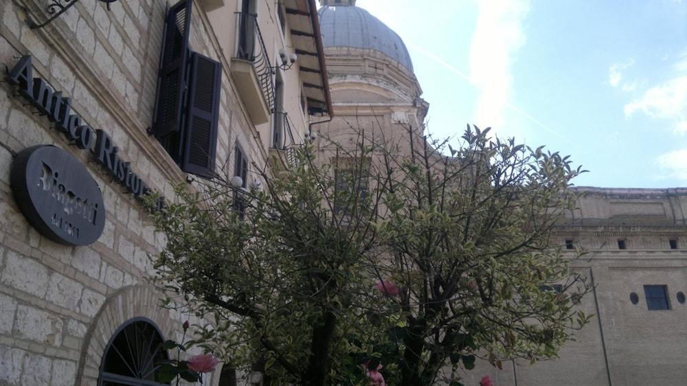 

Milano - Assisi - Hotel Porziuncola