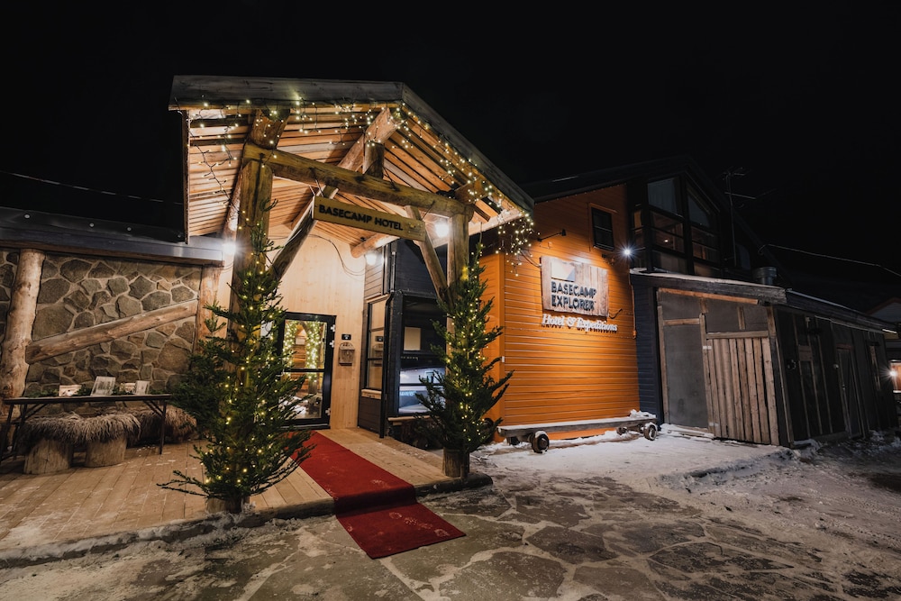

Roma - Longyearbyen - Basecamp Hotel