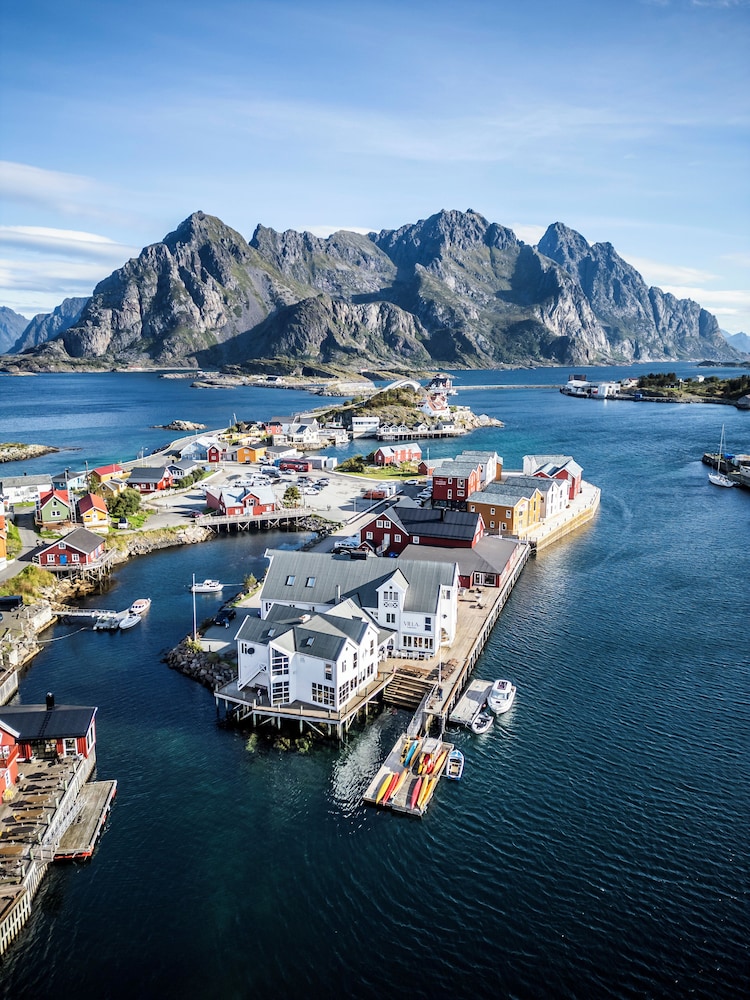 

Napoli - Henningsvær - Villa Bryggekanten - by Classic Norway Hotels