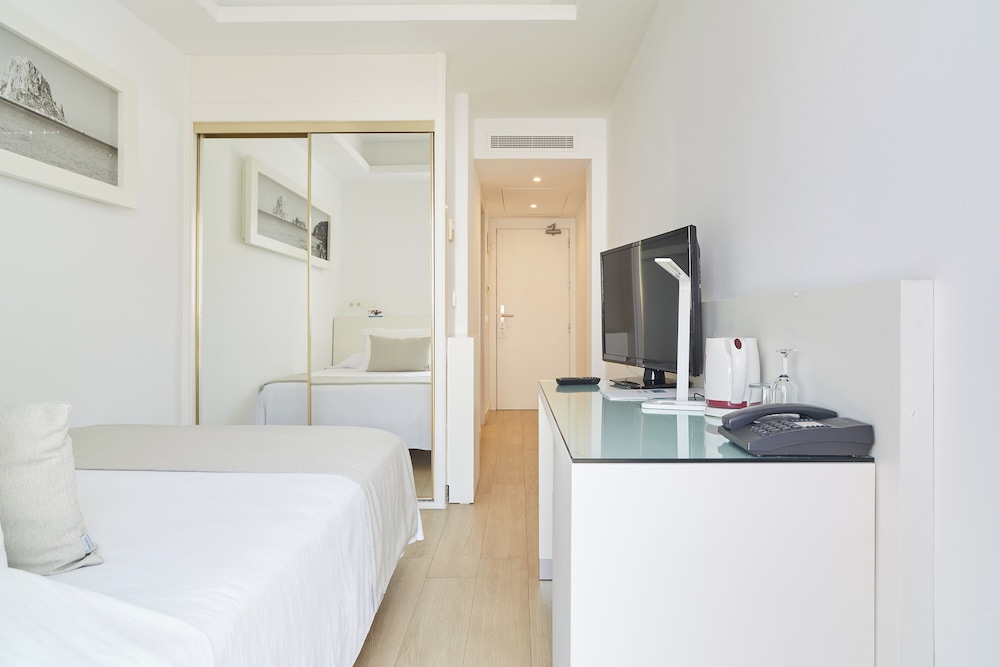 

Napoli - Sant Jordi, Ibiza - Hotel Argos Ibiza