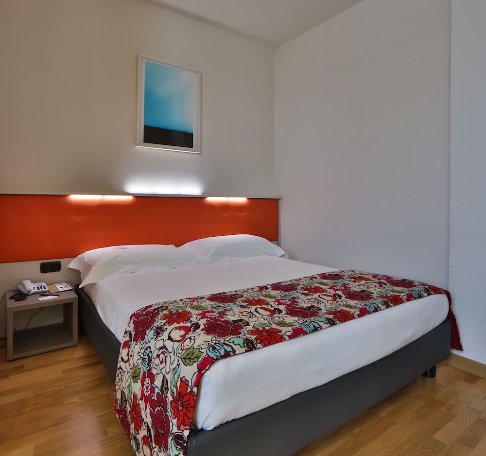 

Brindisi - Paderno Dugnano - Best Western Falck Village Milano Sesto