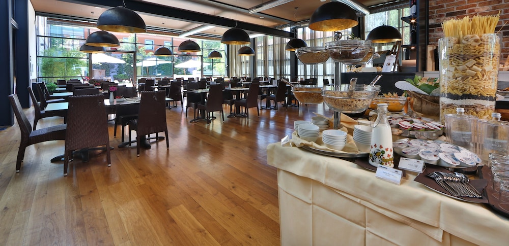 

Salerno - Milano - Best Western Falck Village Milano Sesto