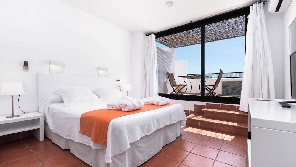 

Milano - CABO_DE_GATA - Hotel Calachica Cabodegata