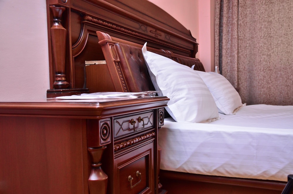 

Milano - Tashkent - Karvan-N