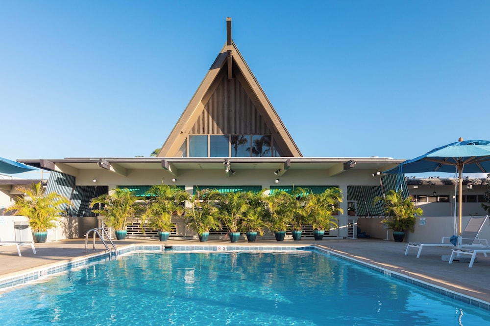 

Roma - Wailuku - Maui Beach Hotel
