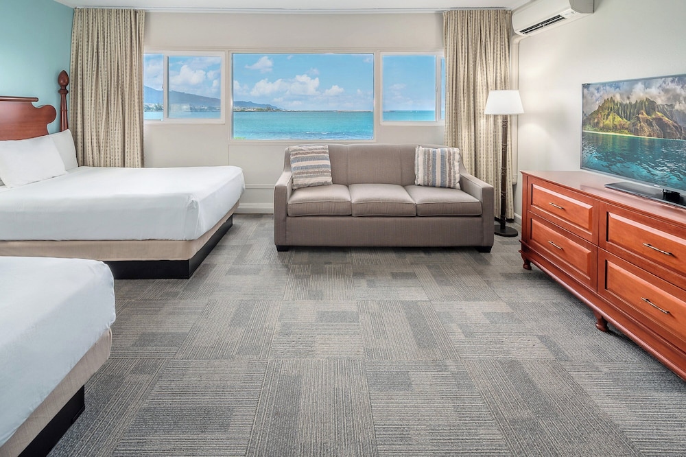 

Roma - Wailuku - Maui Beach Hotel