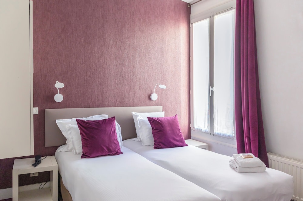 

Pisa - Boulogne-Billancourt - Porte de Versailles Hotel
