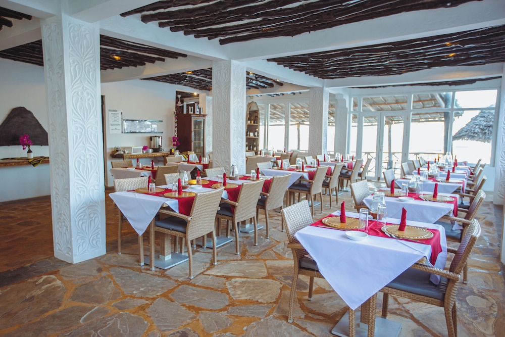 

Venezia - Matemwe - AHG Dream's Bay Boutique Hotel