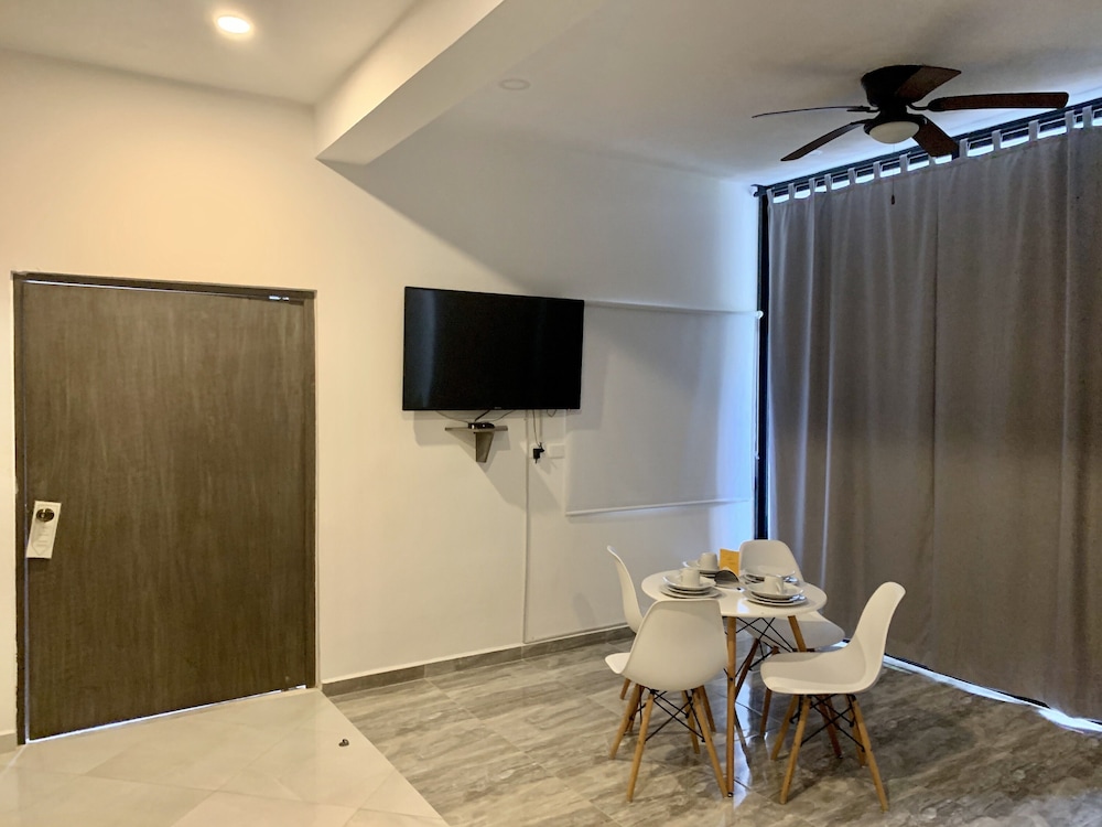 

Venezia - Playa del Carmen - SILVERSANDS Hotel Boutique - 5Th Ave